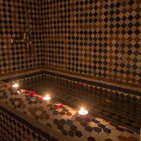 Riad La Source Bleue Fez Bagian luar foto