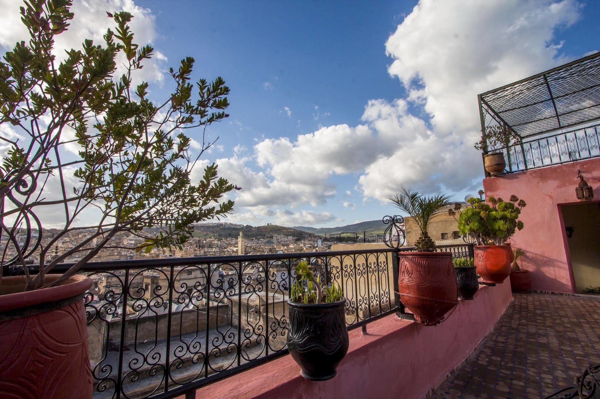 Riad La Source Bleue Fez Bagian luar foto